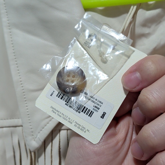 New A.n.a A New Approach White Fringe Faux Leather Jacket - Picture 4 of 5